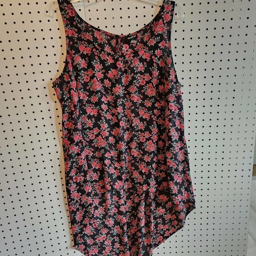 TORRID Black Hi-Low Georgette Floral Tank Top with Rose Flower Print sz 0 (L)